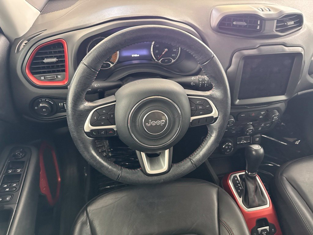 Used 2021 Jeep Renegade Trailhawk AWD/4WD image 27