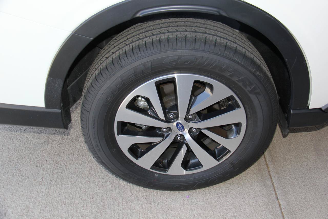 Used 2020 Subaru Outback Premium w/ Popular Package #1 AWD/4WD image 29