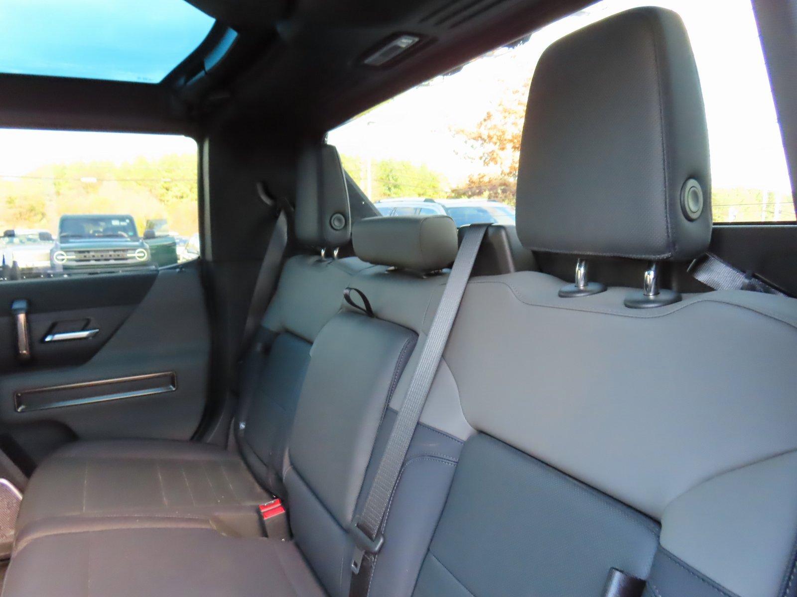 Used 2025 GMC Hummer EV 3X image 39