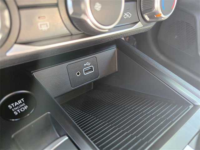 Used 2025 Nissan Kicks S image 32