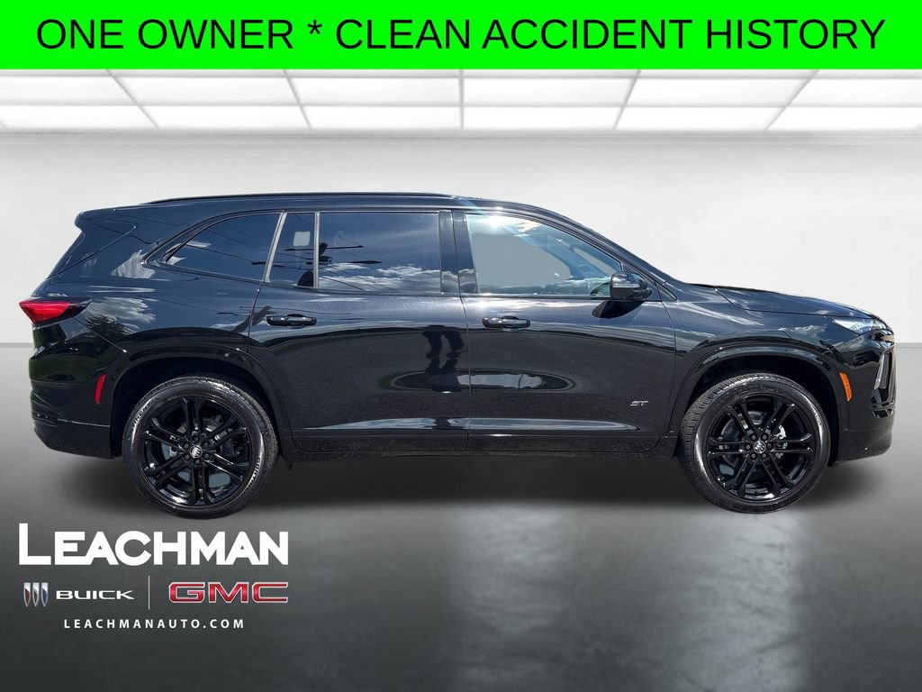 Used 2026 Buick Enclave Sport Touring FWD image 2