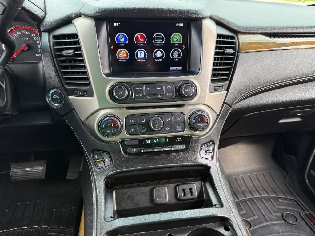 Used 2016 GMC Yukon Denali w/ Open Road Package AWD/4WD image 30