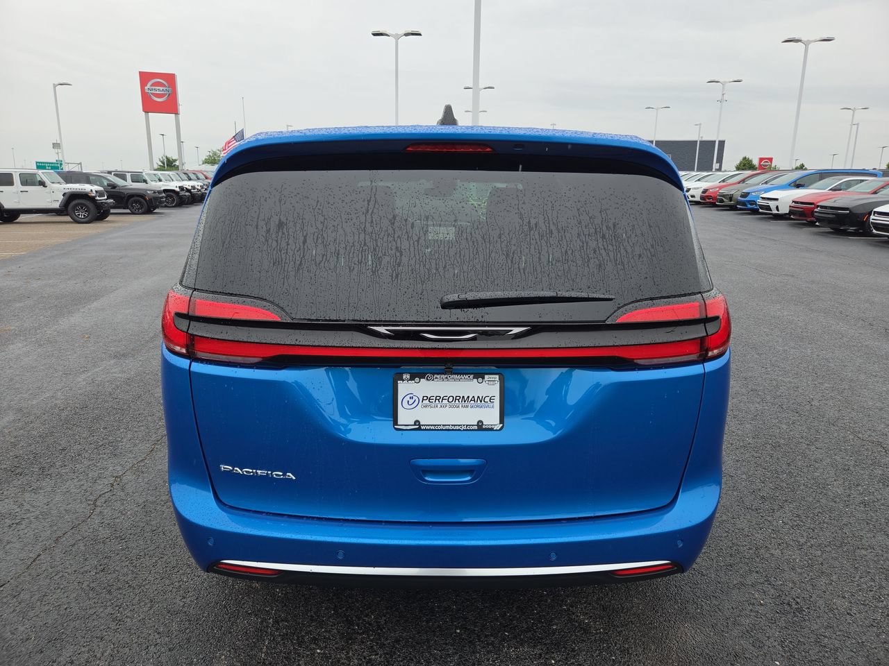 New 2027 Chrysler Pacifica Select w/ Family Tech Group FWD image 6