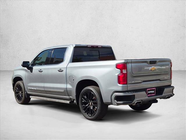 Used 2024 Chevrolet Silverado 1500 High Country w/ High Country Premium Package AWD/4WD image 7