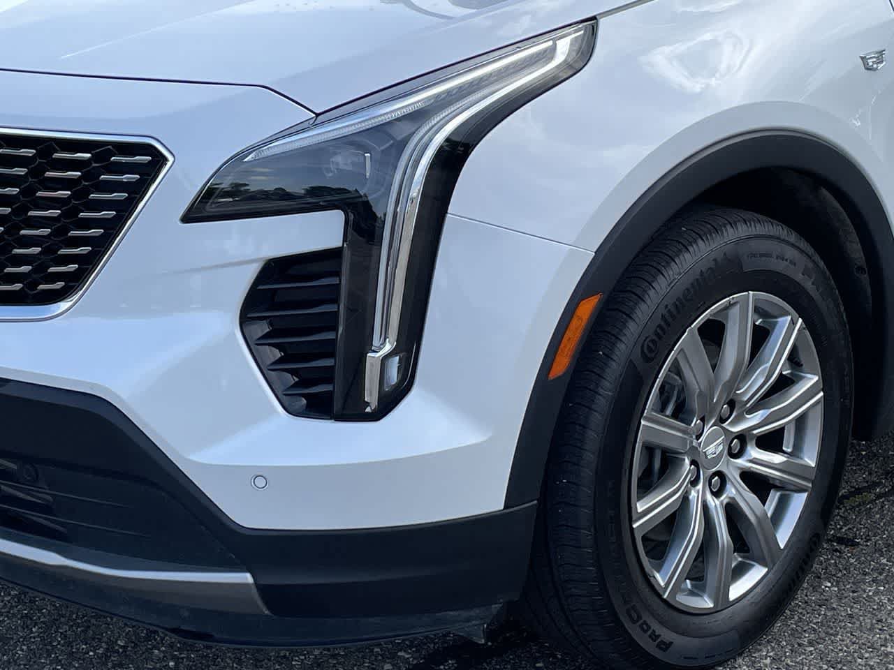 Certified 2023 Cadillac XT4 Premium Luxury w/ Technology Package AWD/4WD image 38