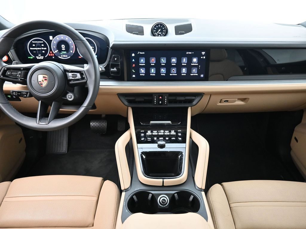 Certified 2025 Porsche Cayenne E-Hybrid Coupe image 6