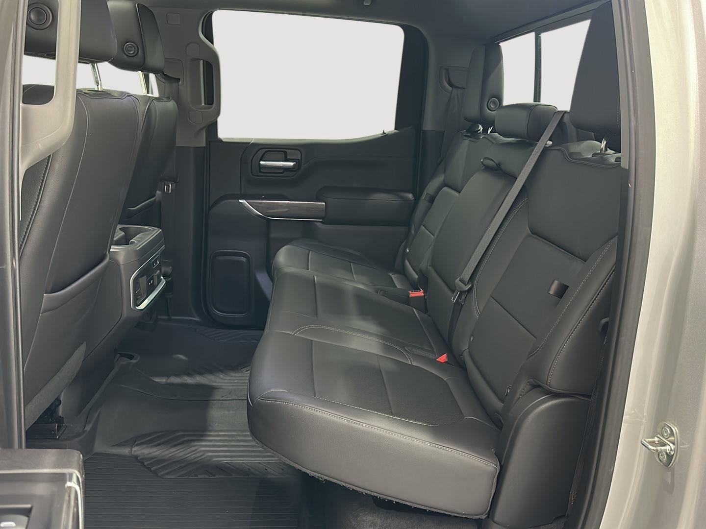 Used 2020 Chevrolet Silverado 1500 LTZ w/ LTZ Premium Package AWD/4WD image 22