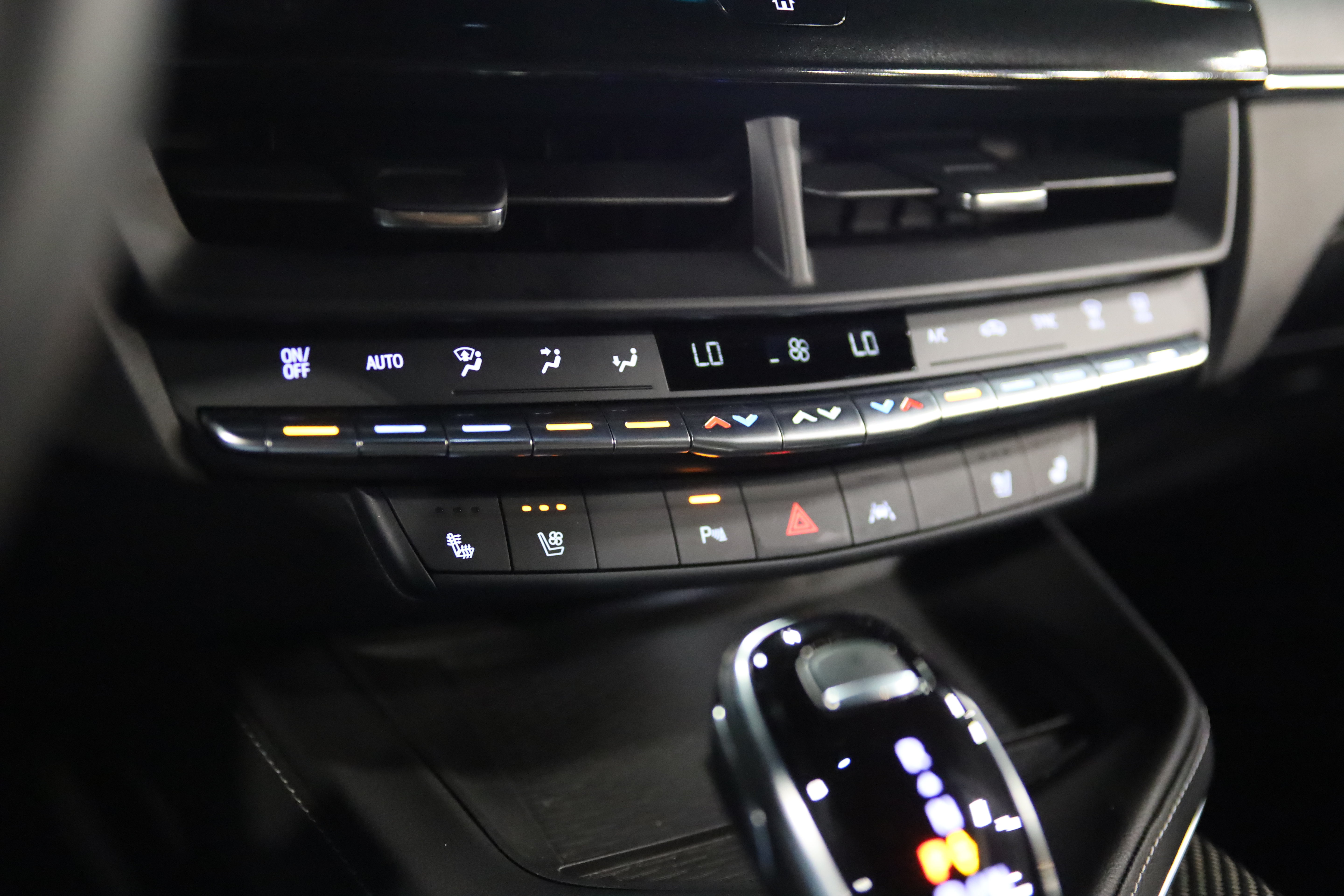 Used 2025 Cadillac CT4 V Blackwing w/ Driver Assist Package RWD image 31