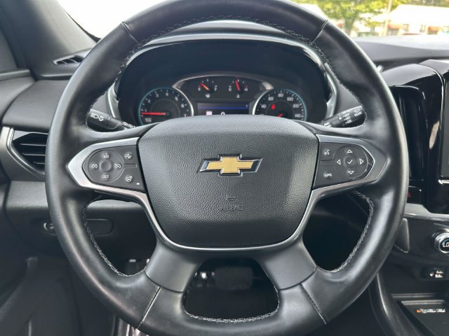 Used 2023 Chevrolet Traverse LT w/ LT Premium Package AWD/4WD image 23