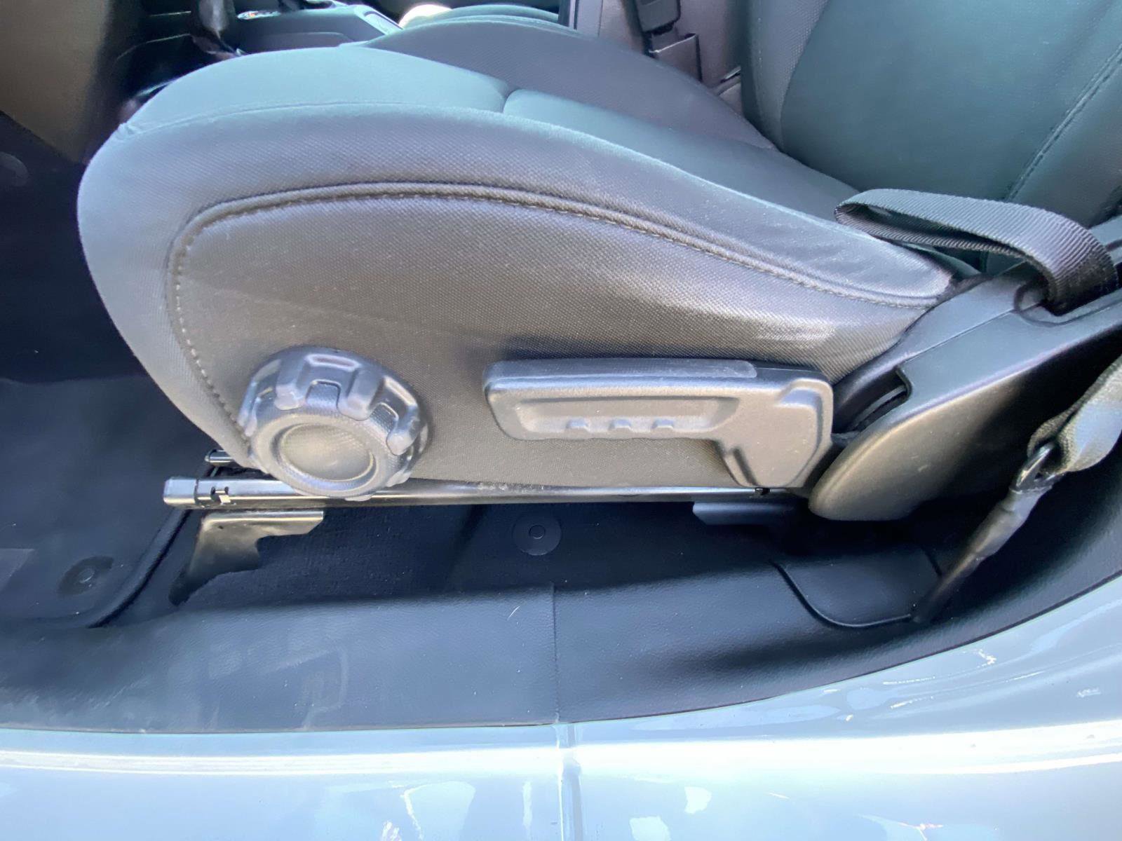 Used 2020 Jeep Wrangler Unlimited Sport image 14