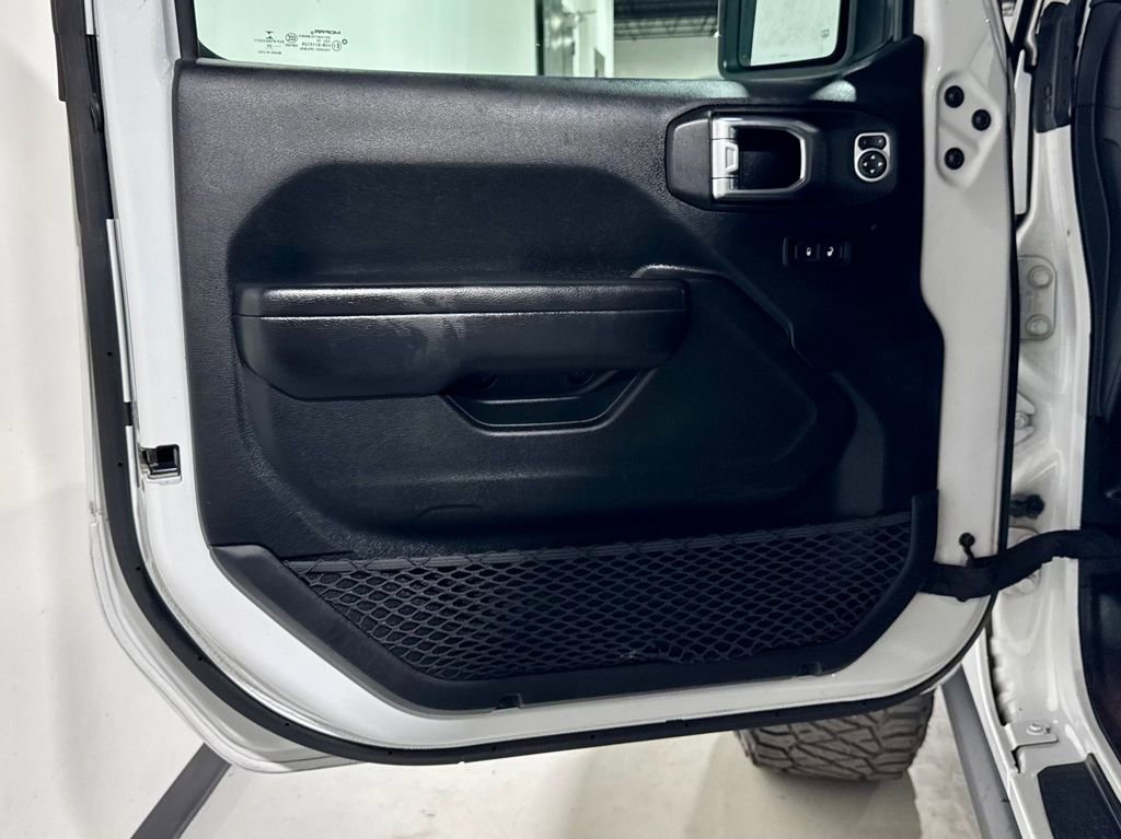 Used 2020 Jeep Wrangler Unlimited Rubicon w/ LED Lighting Group image 12