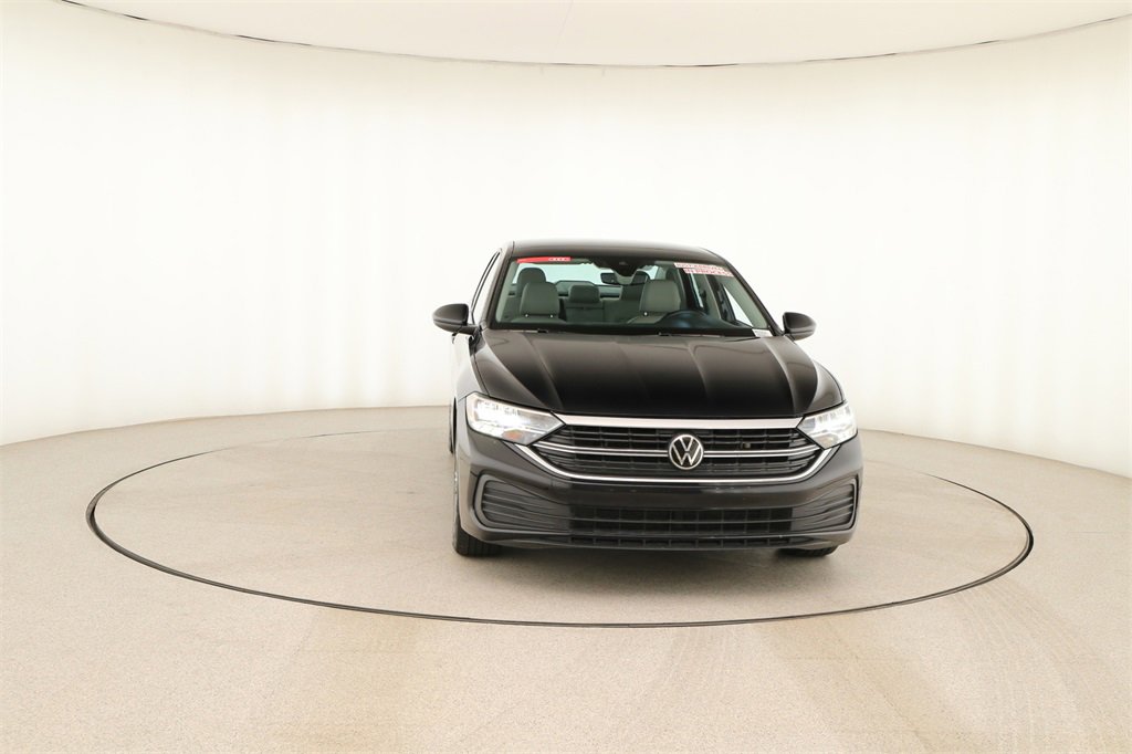 Used 2023 Volkswagen Jetta SE image 11
