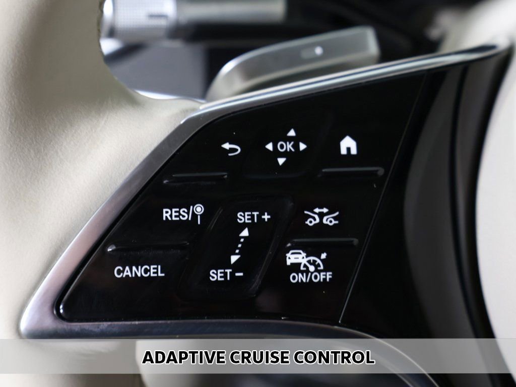 Used 2023 Mercedes-Benz EQS 580 4MATIC Sedan image 6