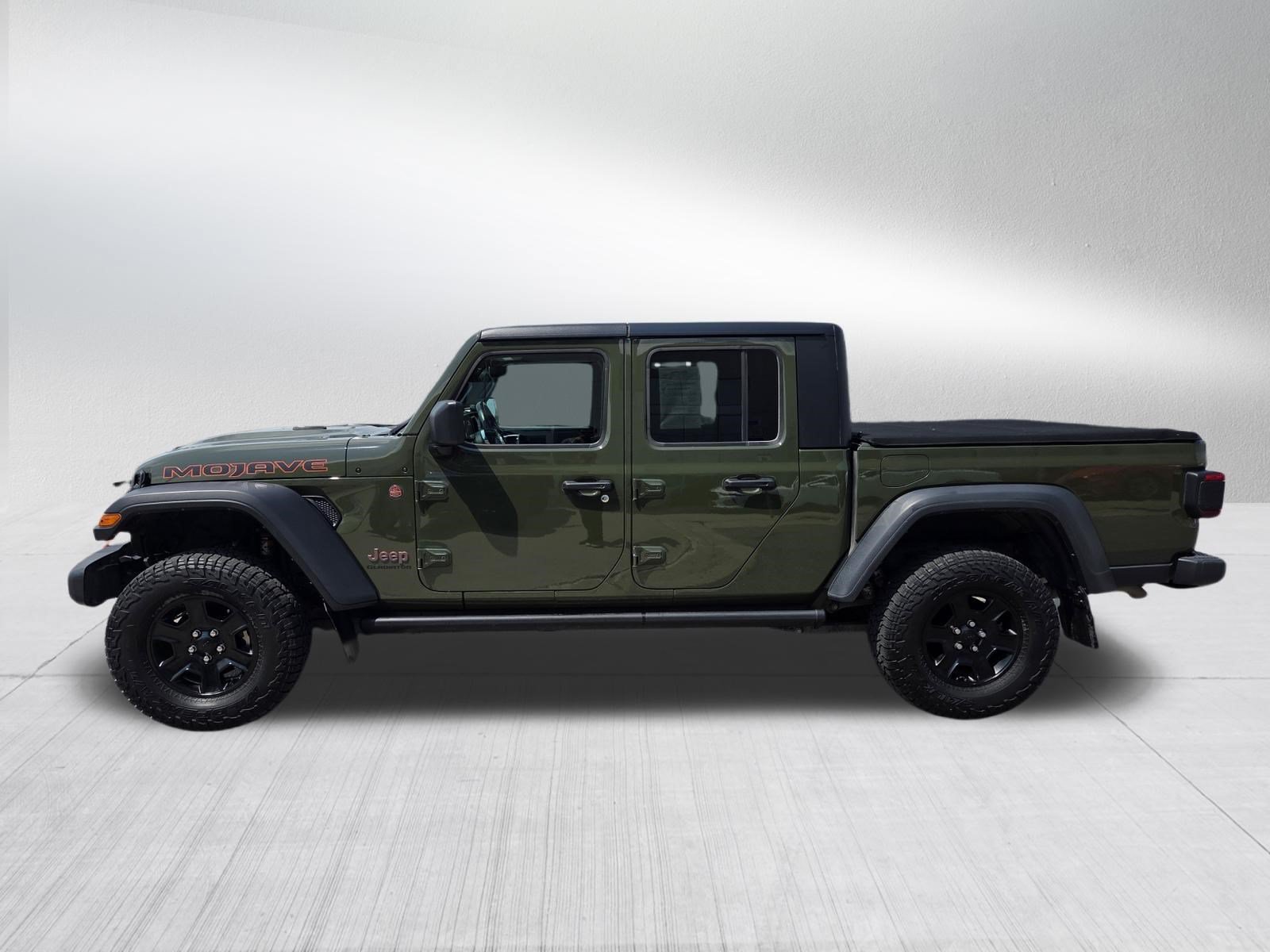 Used 2021 Jeep Gladiator Mojave AWD/4WD image 4