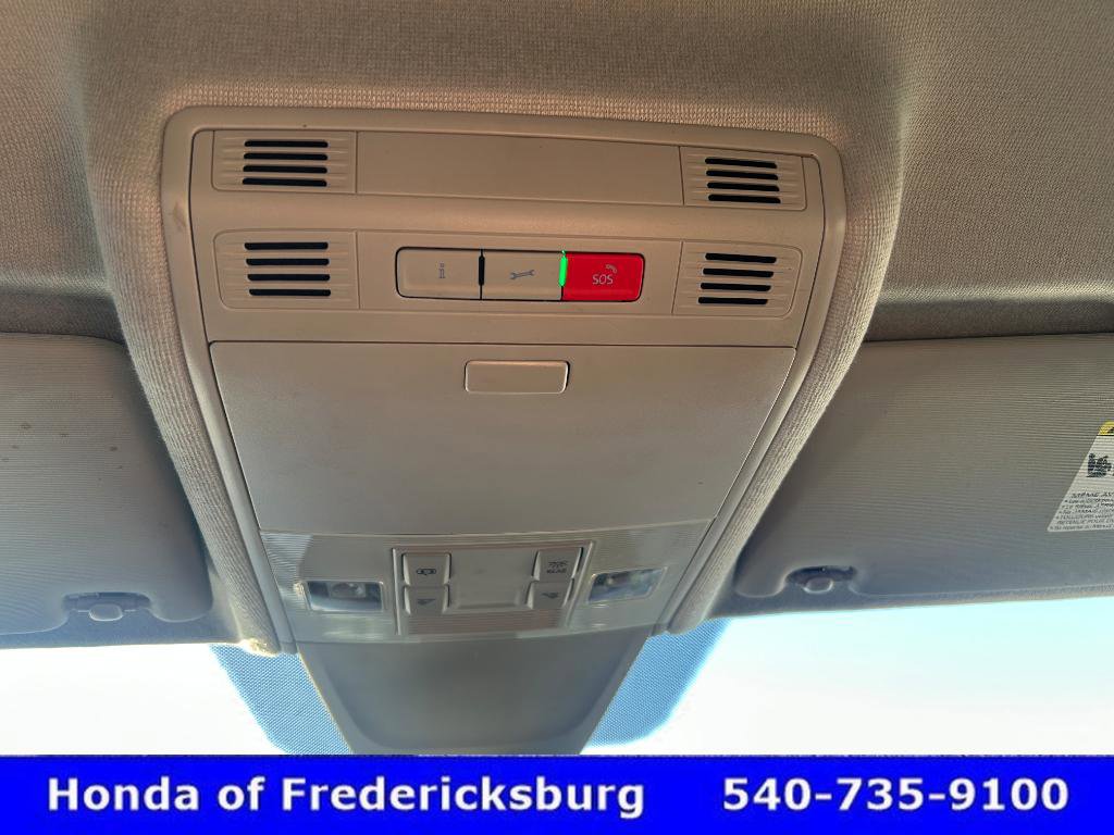 Used 2022 Volkswagen Tiguan SE FWD image 22