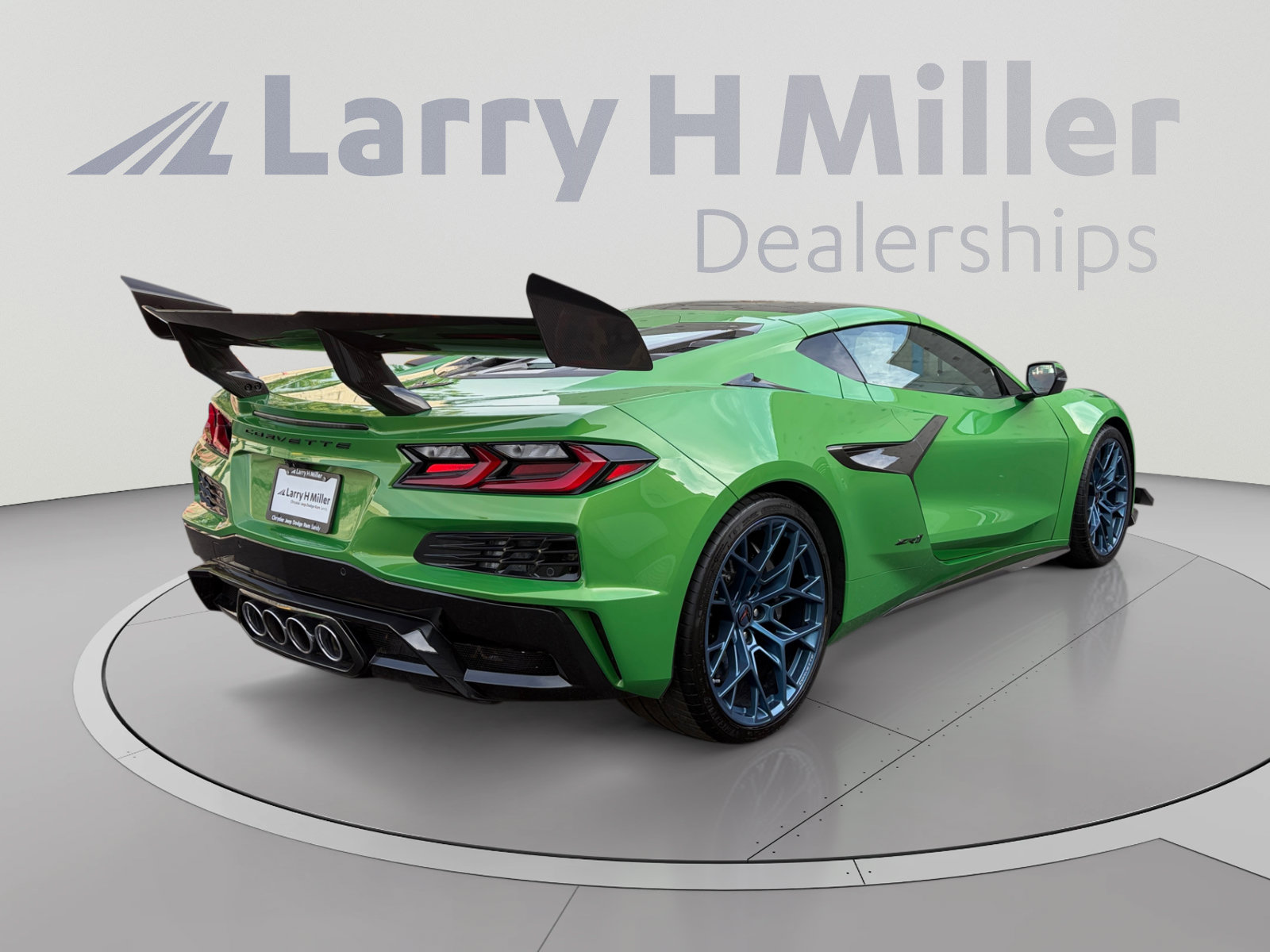 Used 2026 Chevrolet Corvette ZR1 w/ ZR1 Carbon Fiber Aero Package RWD image 5