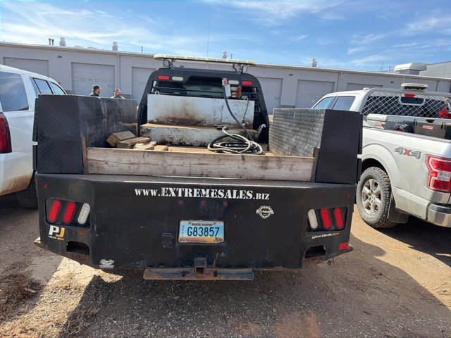Used 2016 RAM 3500 Tradesman w/ Chrome Appearance Group AWD/4WD image 4