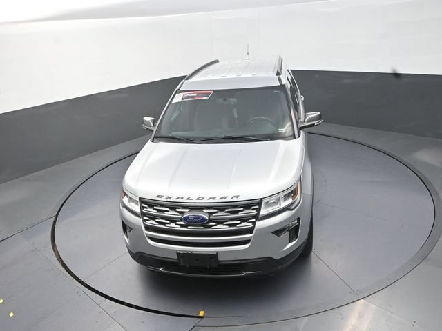 Used 2019 Ford Explorer XLT w/ Equipment Group 202A AWD/4WD image 12