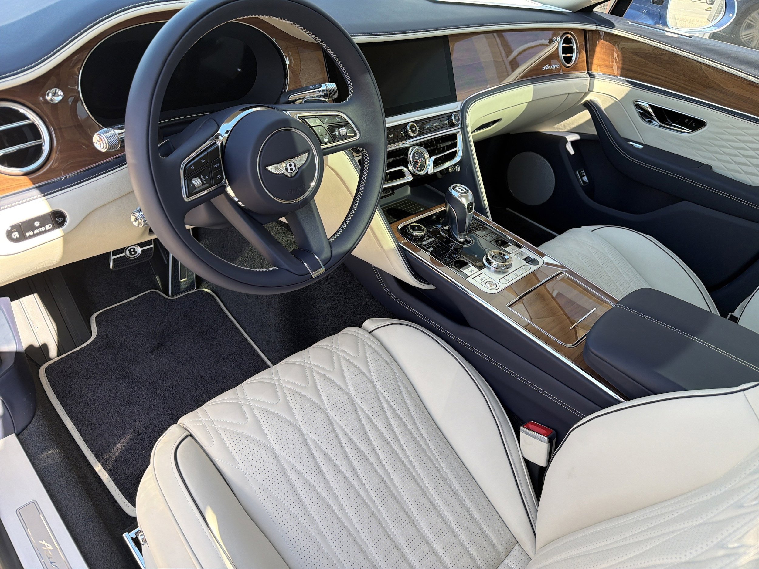 New 2026 Bentley Flying Spur Plug-In Hybrid AWD/4WD image 14