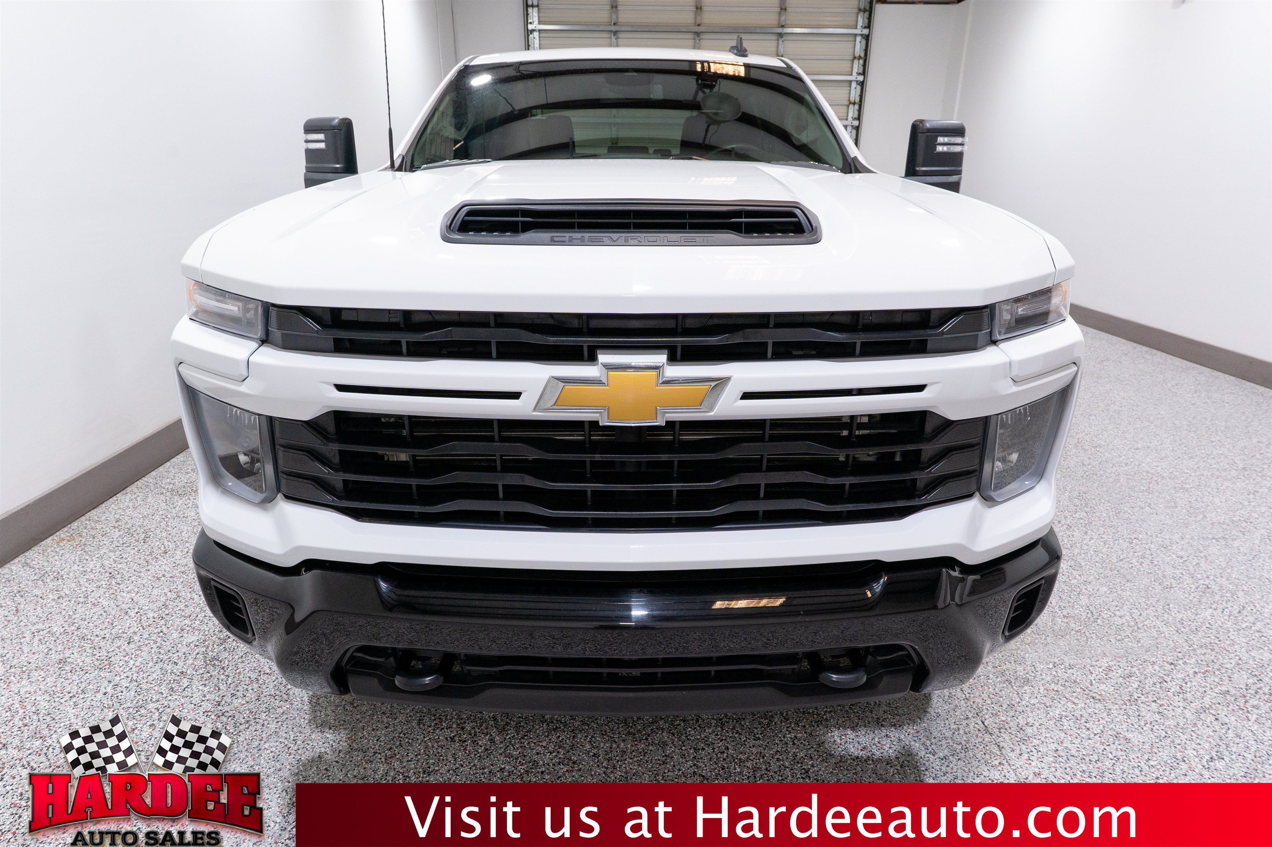 Used 2024 Chevrolet Silverado 2500 Custom w/ Custom Value Package AWD/4WD image 7