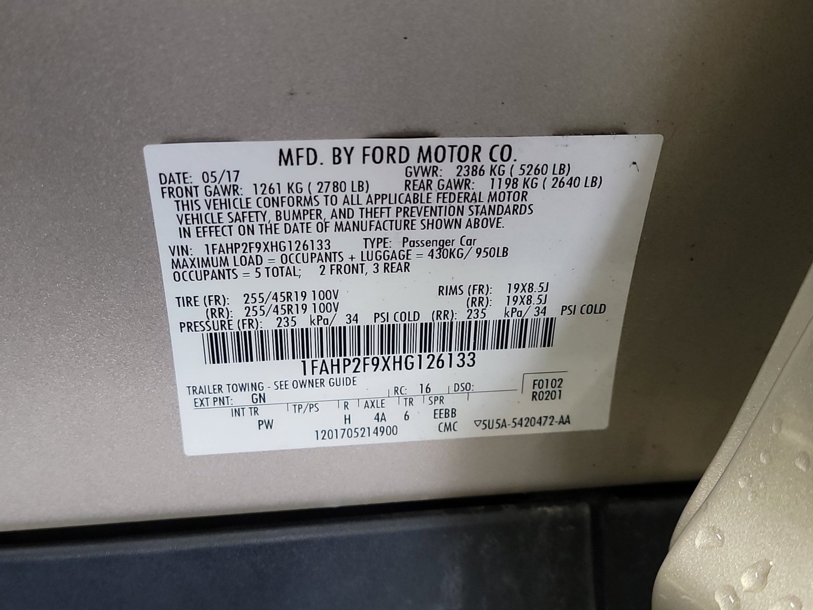 Used 2017 Ford Taurus Limited FWD image 33