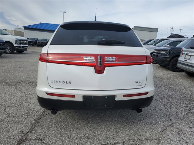 Used 2015 Lincoln MKT AWD w/ Equipment Group 201A image 5