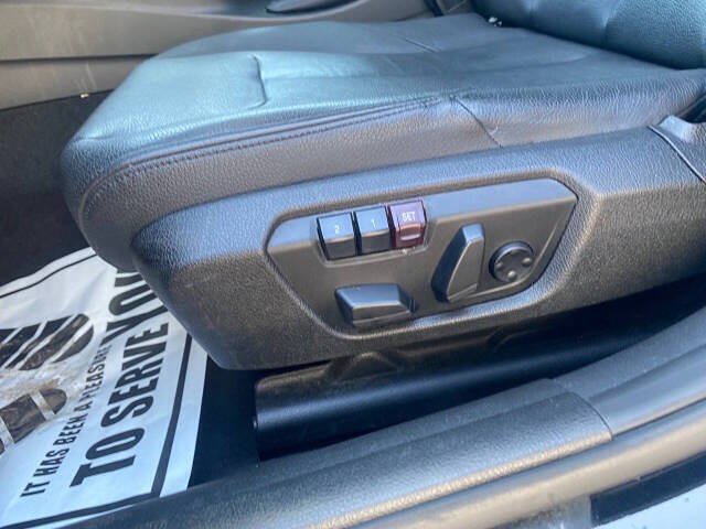 Used 2015 BMW 328i xDrive Sedan AWD/4WD image 30
