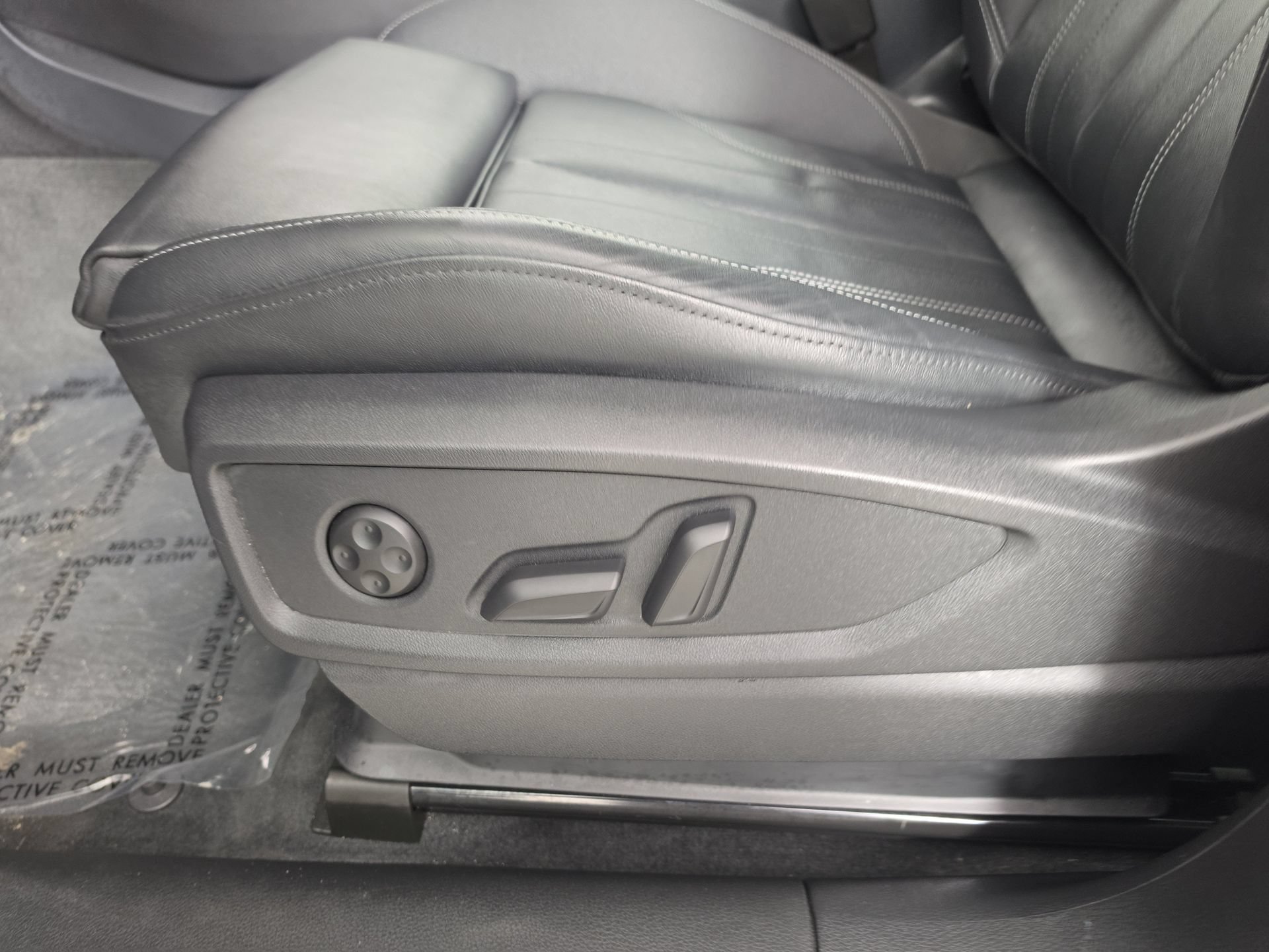 Used 2024 Audi Q5 2.0T Premium Plus w/ Premium Plus Package AWD/4WD image 17