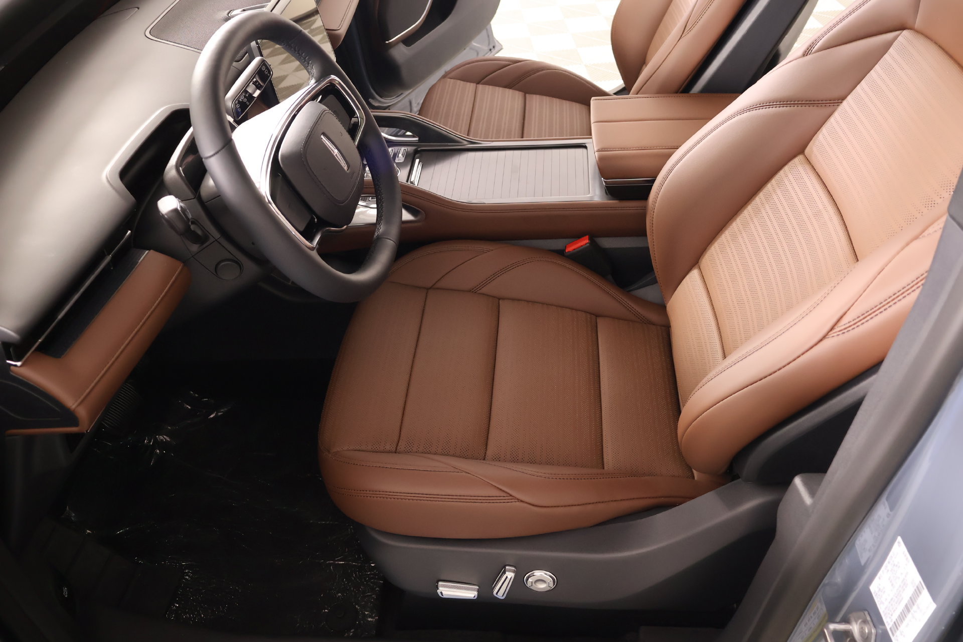 New 2026 Lincoln Nautilus Reserve AWD/4WD image 11