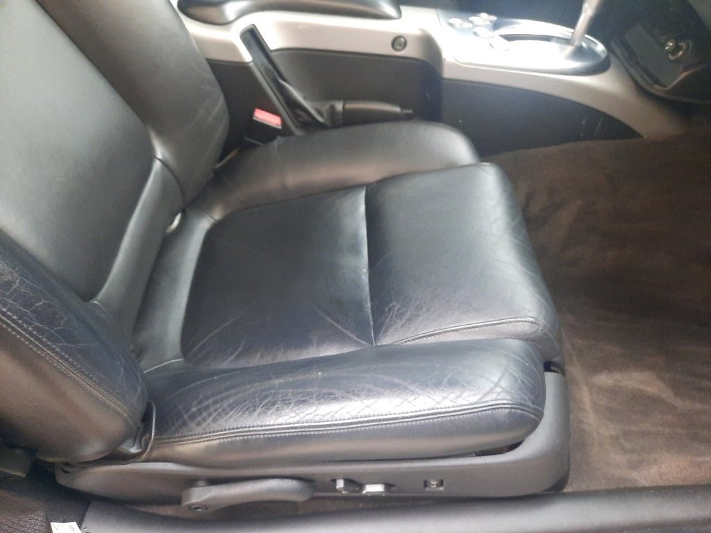 Used 2004 Chevrolet SSR w/ Preferred Equipment Group image 3