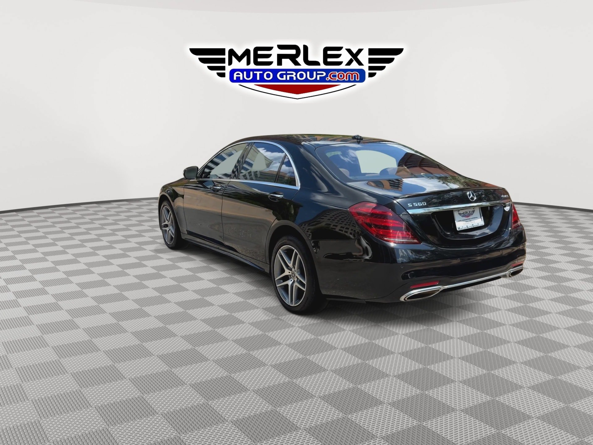 Used 2019 Mercedes-Benz S 560 4MATIC Sedan w/ AMG Line Exterior image 6