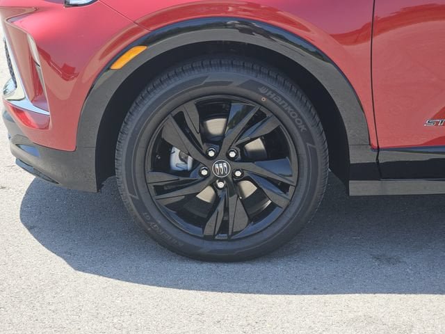 New 2026 Buick Encore GX Sport Touring w/ Comfort Package FWD image 8