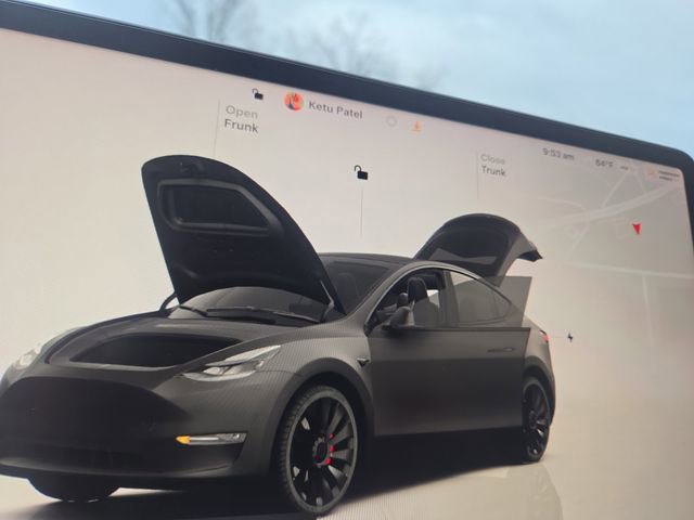 Used 2022 Tesla Model Y Performance image 13