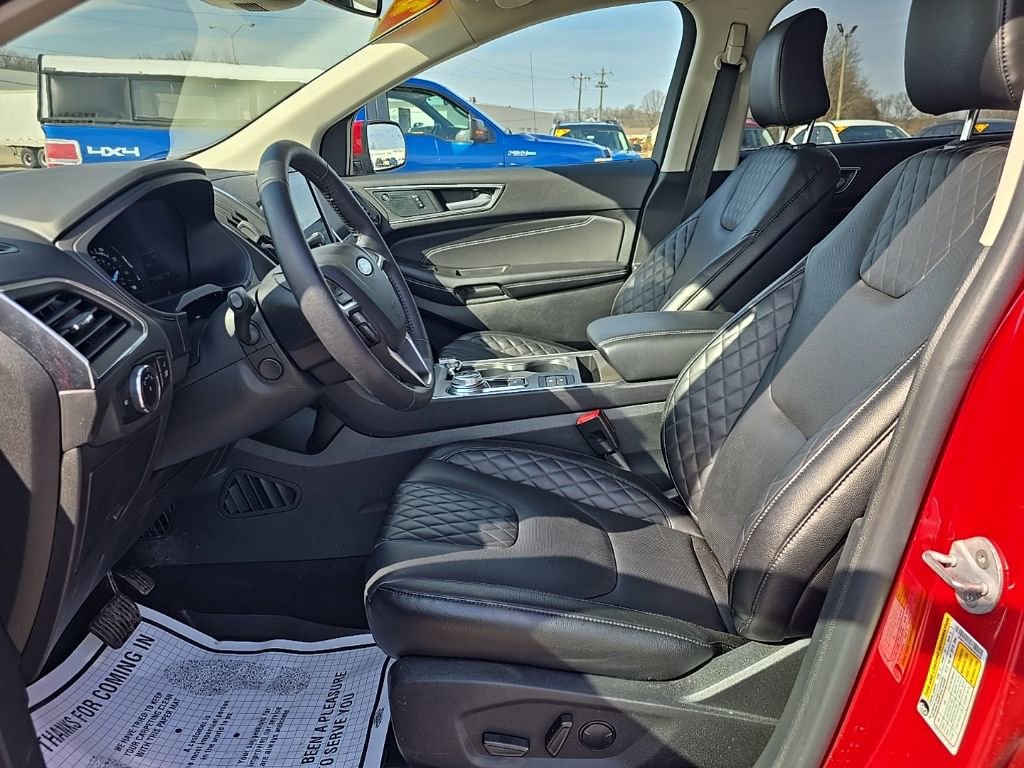 Used 2024 Ford Edge Titanium w/ Equipment Group 301A image 14