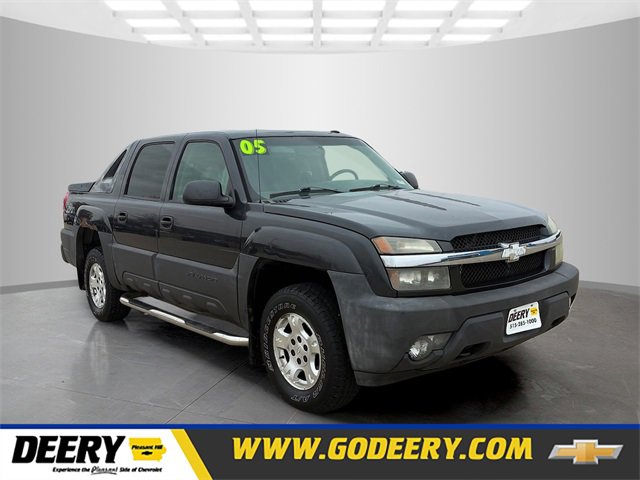 Used 2005 Chevrolet Avalanche Z71 w/ Preferred Equipment Group image 1