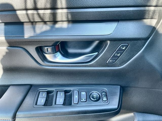 Used 2025 Honda CR-V Sport-L image 17
