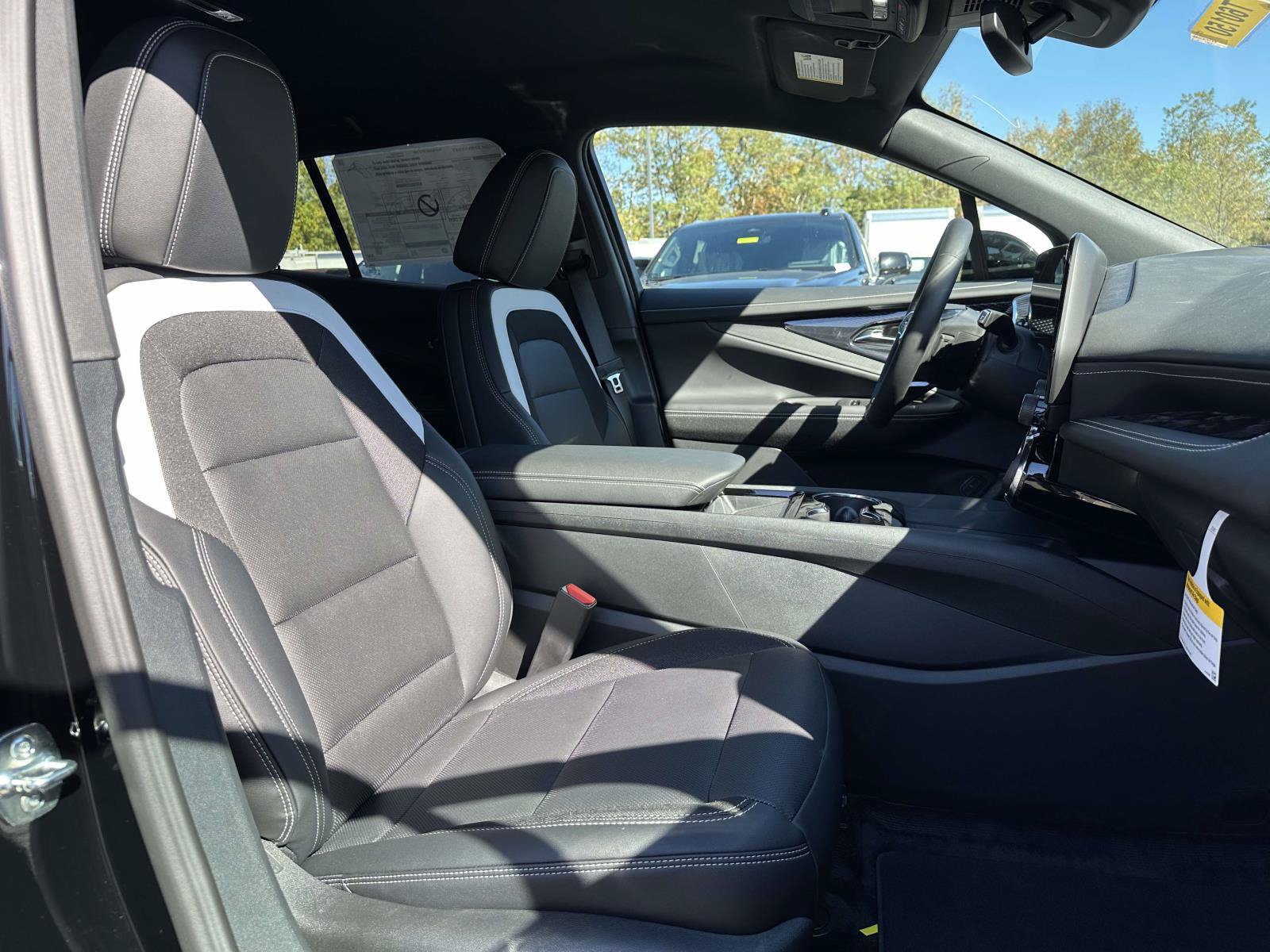 New 2026 Chevrolet Blazer EV LT AWD/4WD image 24