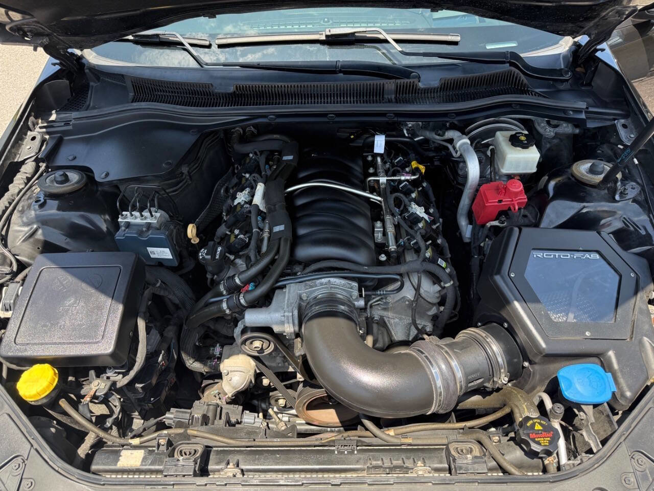 Used 2015 Chevrolet SS RWD image 23