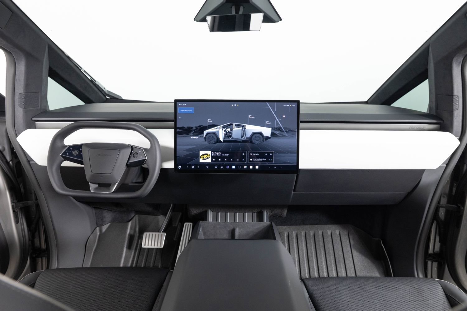 Used 2024 Tesla Cybertruck AWD Crew Cab image 28