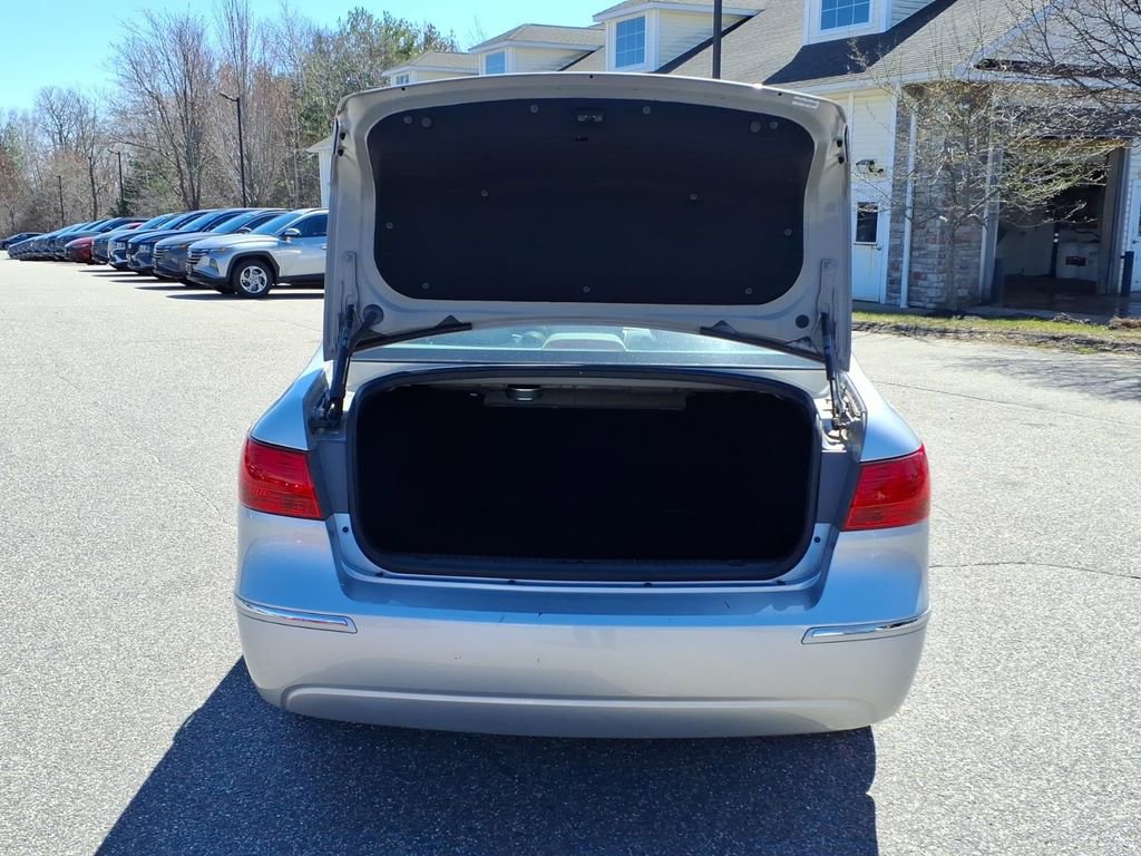 Used 2009 Hyundai Sonata Limited FWD image 10