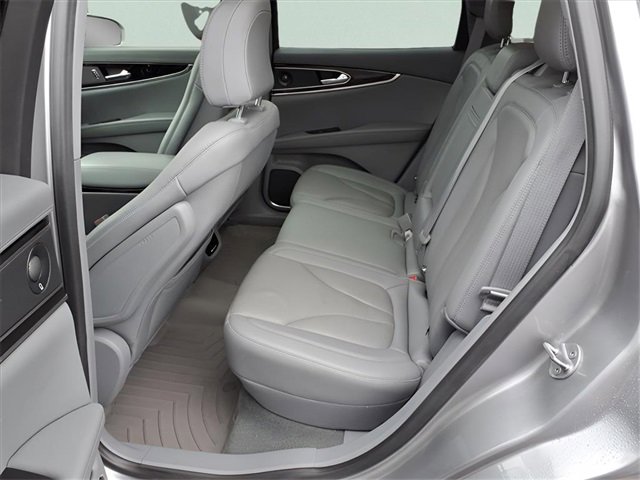 Used 2021 Lincoln Nautilus Reserve image 20