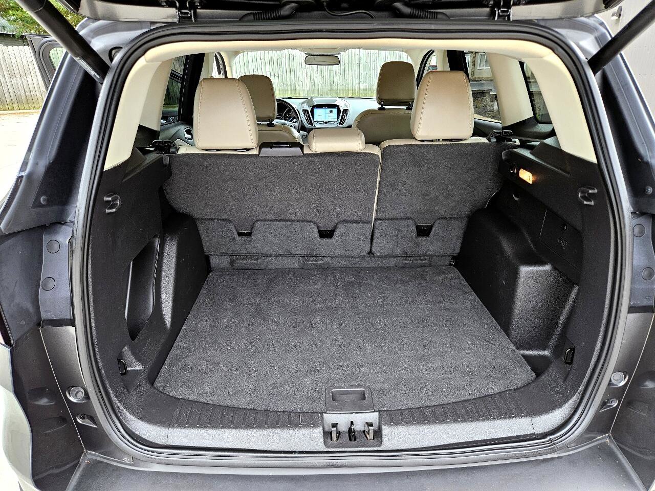 Used 2019 Ford Escape SEL image 32