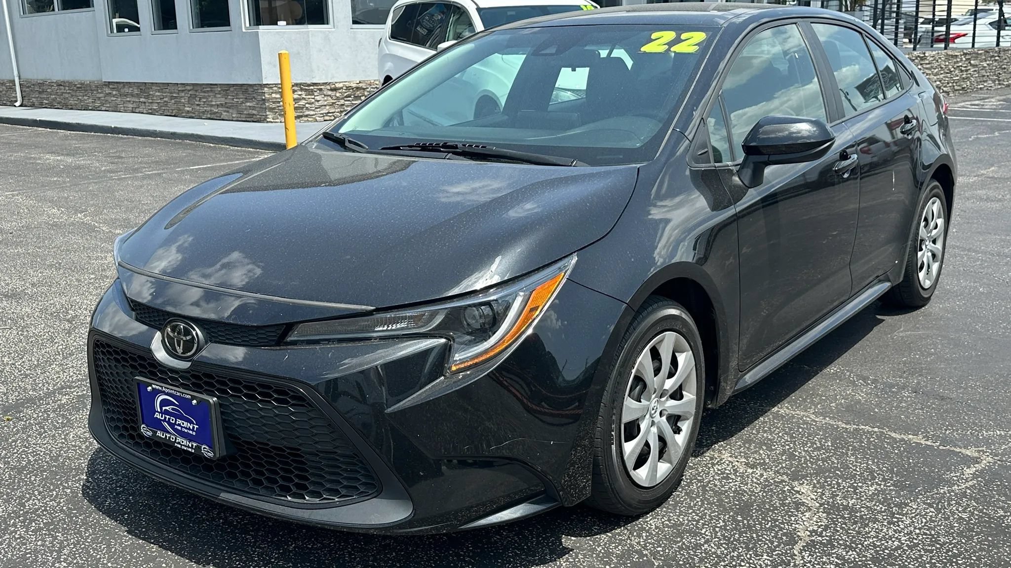 Used 2022 Toyota Corolla LE