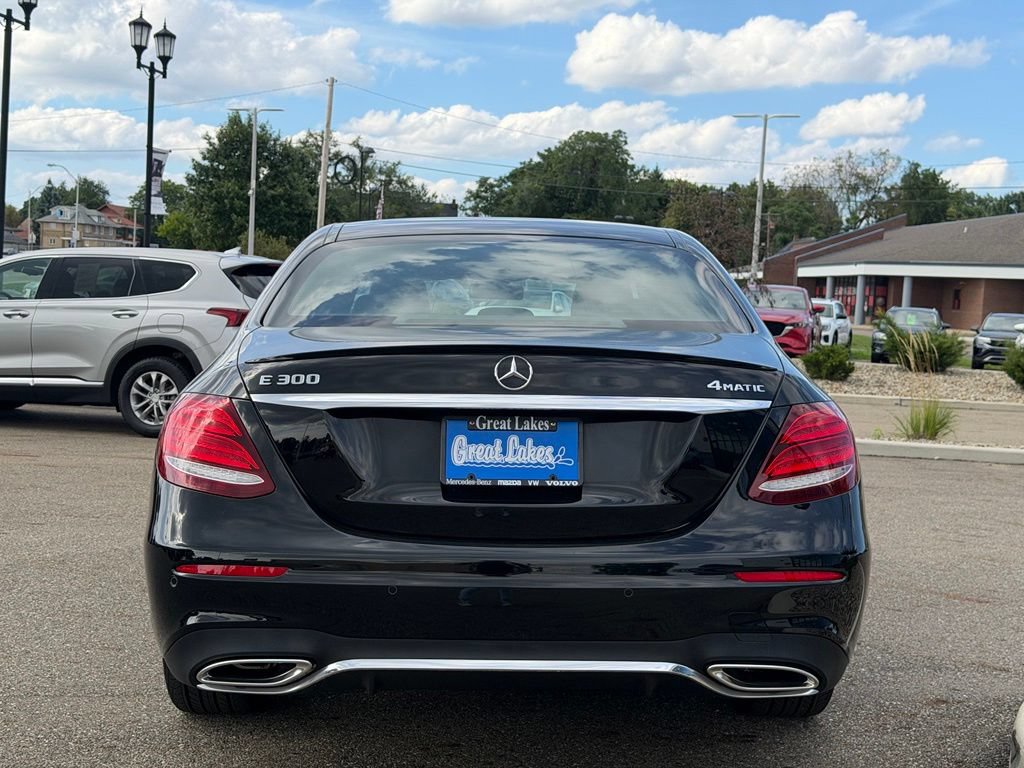 Used 2019 Mercedes-Benz E 300 4MATIC image 4