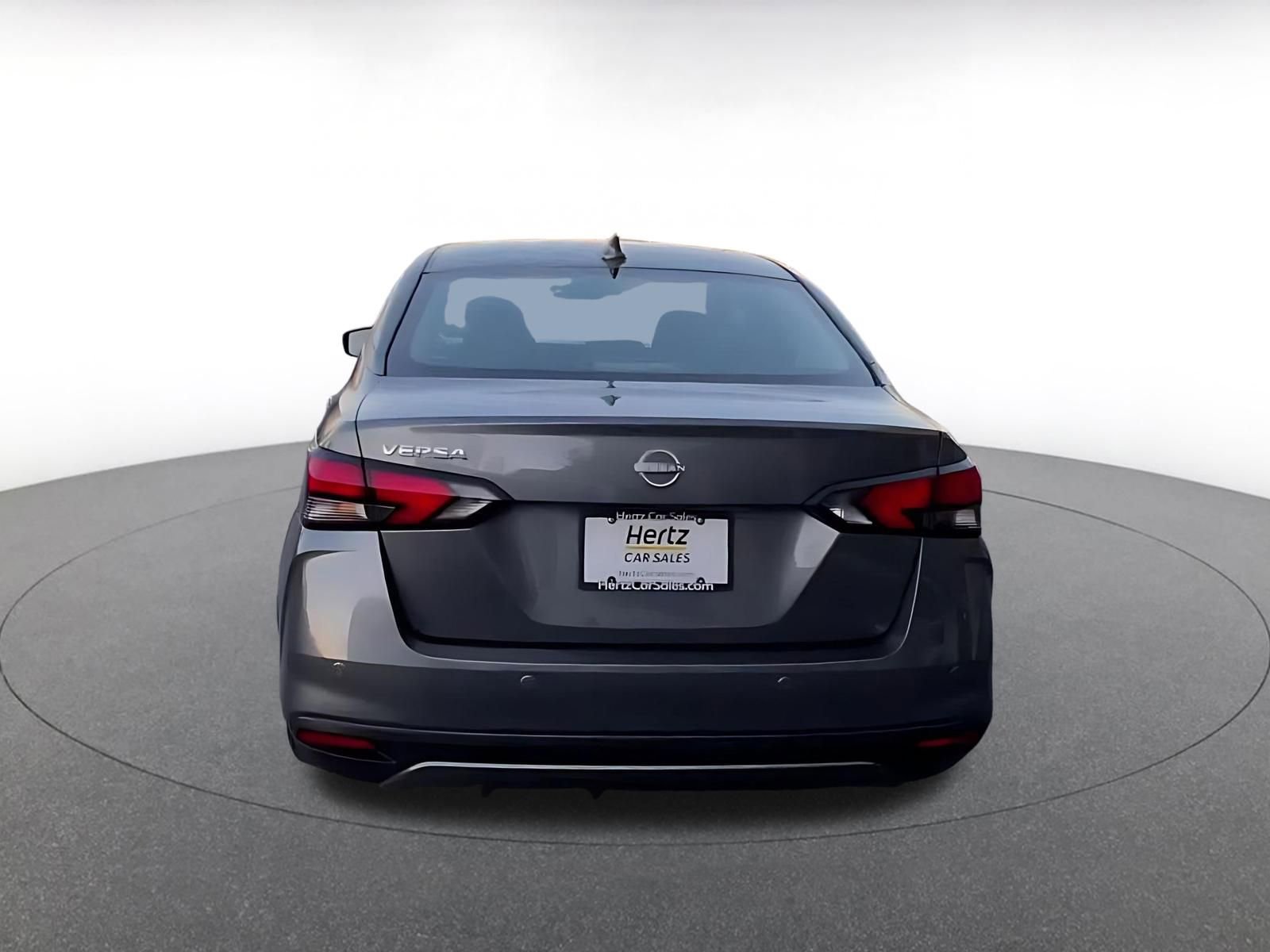 Used 2025 Nissan Versa SV image 11