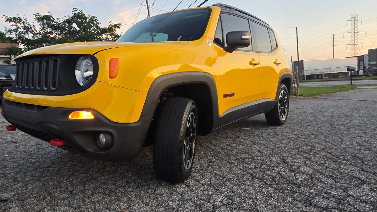 Used 2015 Jeep Renegade Trailhawk w/ Popular Equipment Group image 13