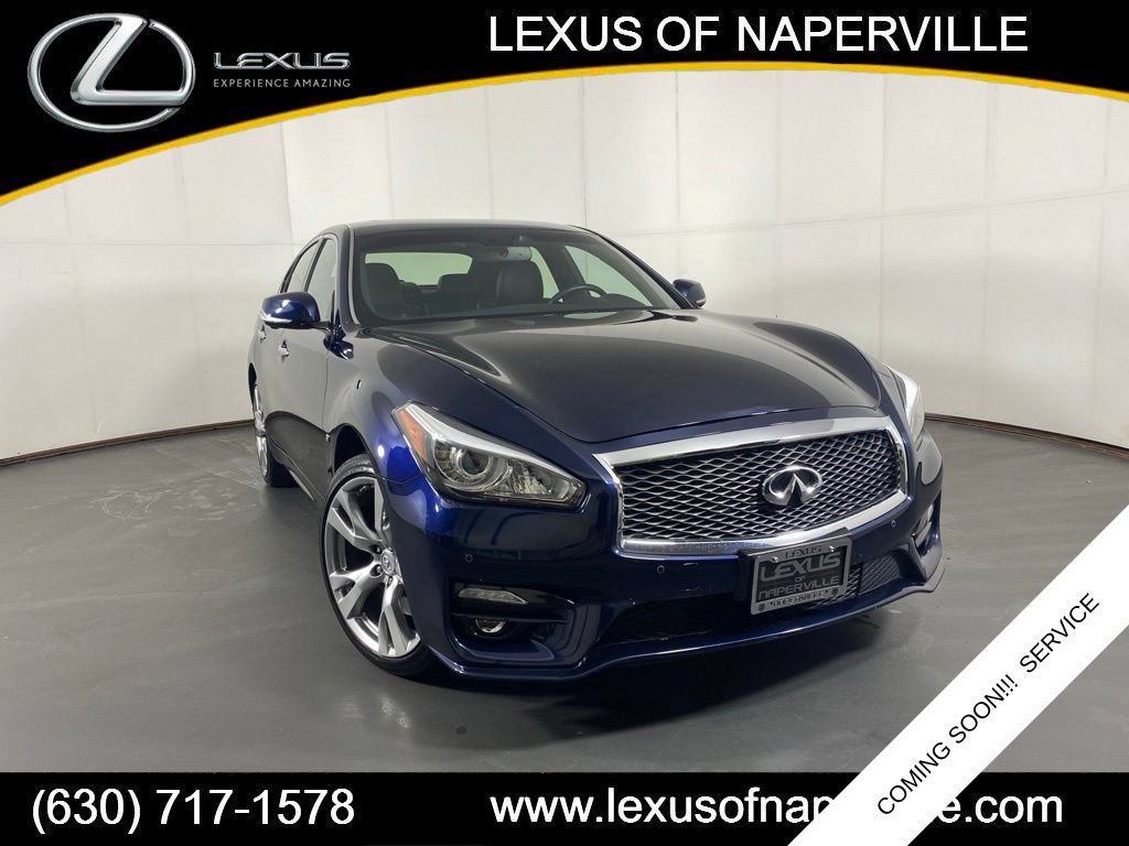 Used 2017 INFINITI Q70 3.7 w/ Technology Package