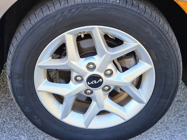 Used 2024 Kia Soul LX w/ Option Group 015 image 10