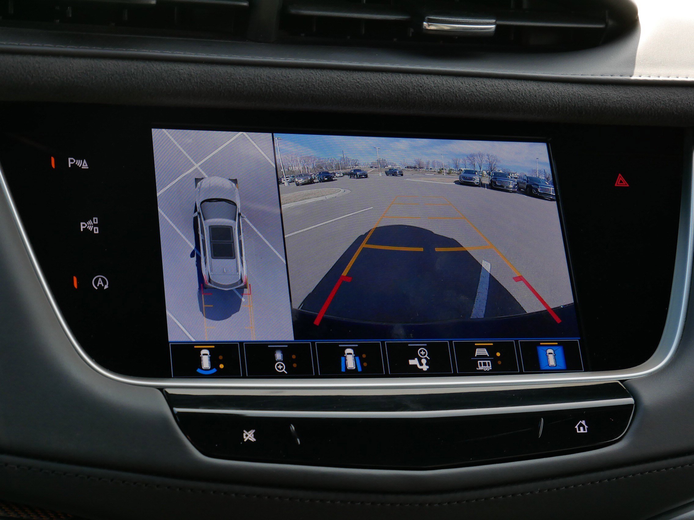 Certified 2023 Cadillac XT5 Sportv w/ Platinum Package image 25