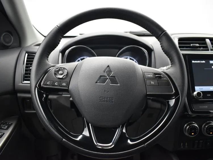 Used 2025 Mitsubishi Outlander Sport ES AWD/4WD image 20
